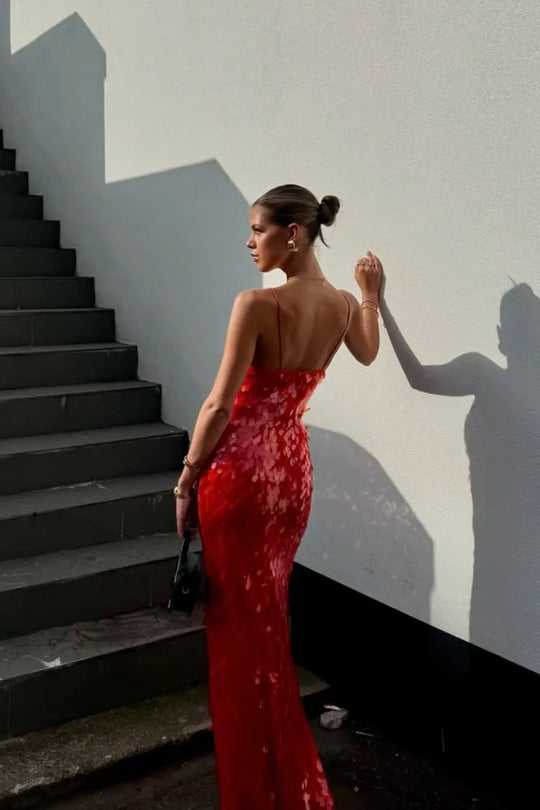 Selene – Pailletten maxi-jurk met diepe V-hals