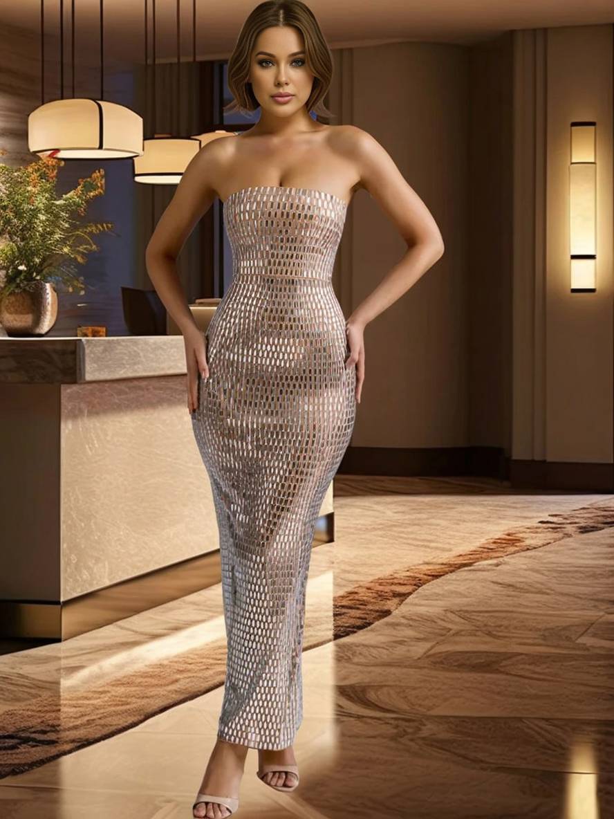 Kelsey - Sprankelende Strapless Splitjurk