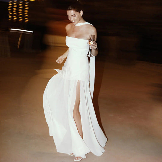 Élira – Asymmetrische maxi-jurk met strapless design