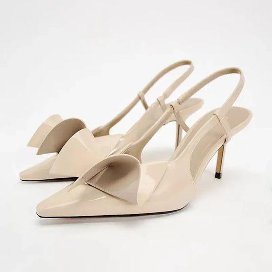 Luca - Elegante Beige Stiletto’s met Strikdetail