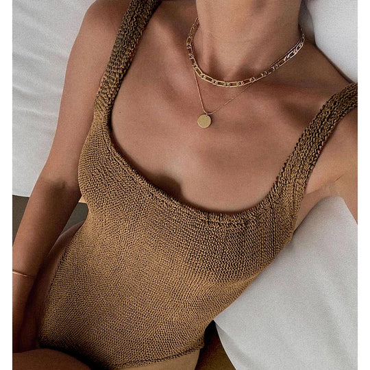 Elvyra – Badpak met textuur en open rug