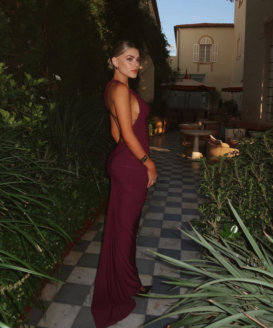 Ayelina – Stretchjurk met verstelbare halslijn