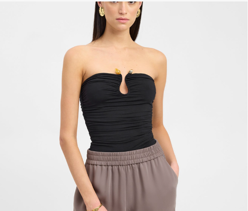 Narella – Strapless top met sierdetail